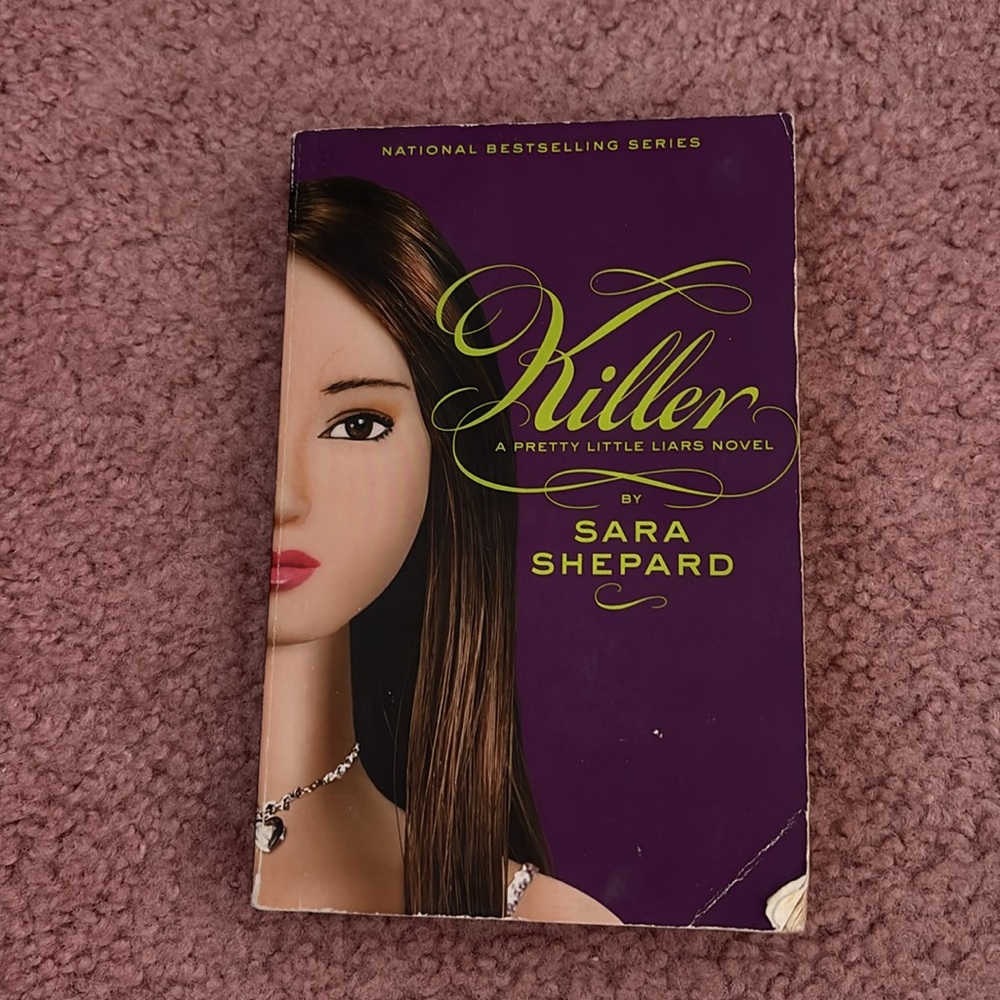 Sara shepard pretty little liar series books: Ruthless, Killer, and Wicked - Picture 2 of 4